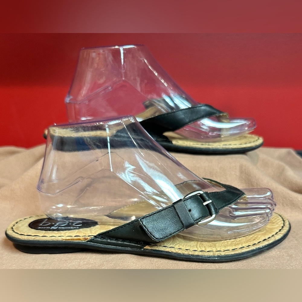 b.o.c. By Born Black Thong Sandals Silver Tone Adjustable Buckle Women’s Size 8 - Picture 5 of 16